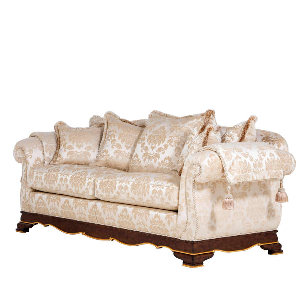 traditional scatter back style sofas