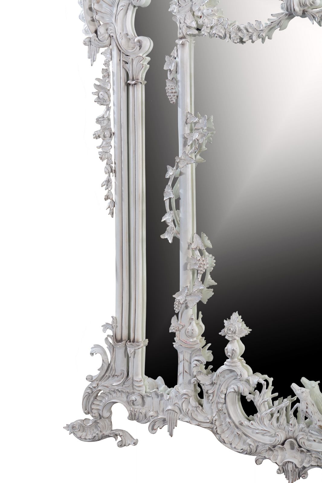 Thomas Johnson Style Mirror in an Aged White Finish